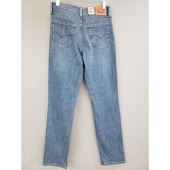 LEVIS‎ WOMEN'S 724 HIGH-RISE SLIM STRAIGHT JEANS SIZE 30 X 32 NWT - Picture 4 of 6